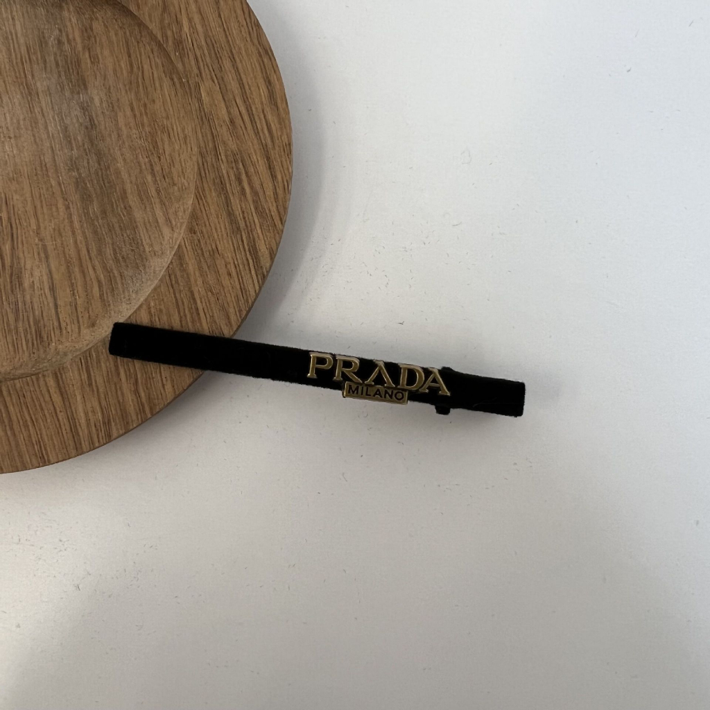 Kẹp tóc mỏ Vịt bằng đồng đính Chữ dành cho nữ