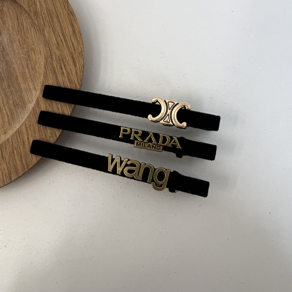 Kẹp tóc mỏ Vịt bằng đồng đính Chữ dành cho nữ