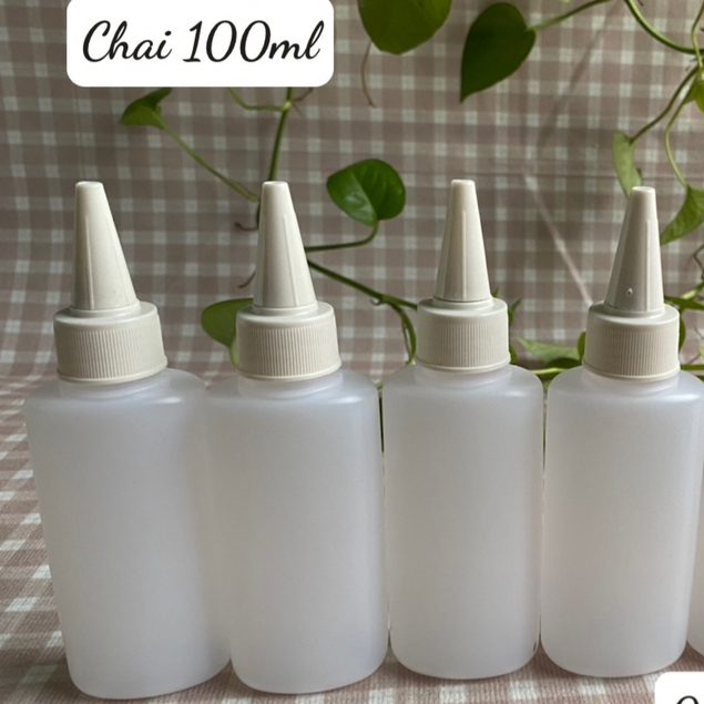 Chai Nhựa Mềm Đầu Nhọn Nhỏ Giọt Có Nắp Đậy Dùng Xịt Bơ Và Các Loại Nước Chấm 100ml