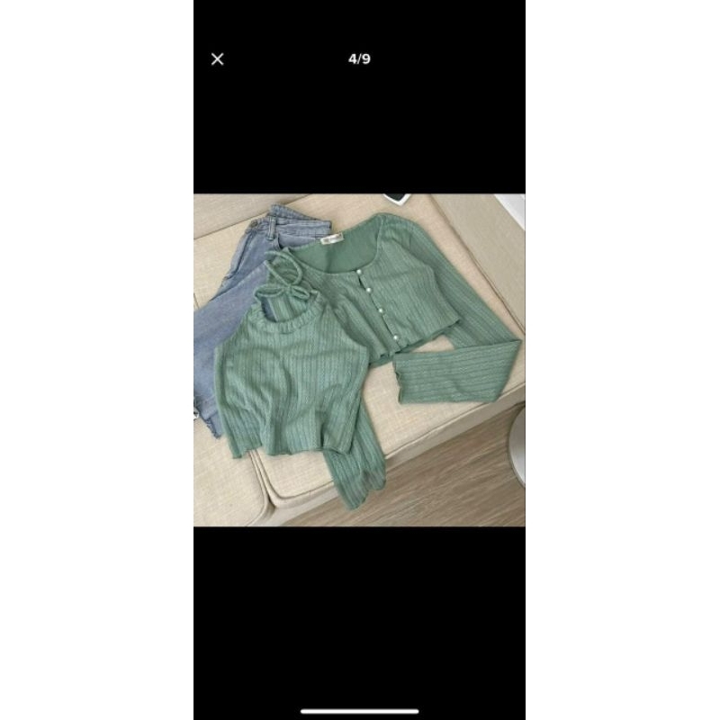 Set Áo Yếm + Áo Croptop Nút Tay Dài Len