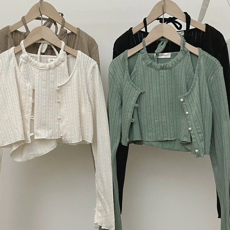 Set Áo Yếm + Áo Croptop Nút Tay Dài Len