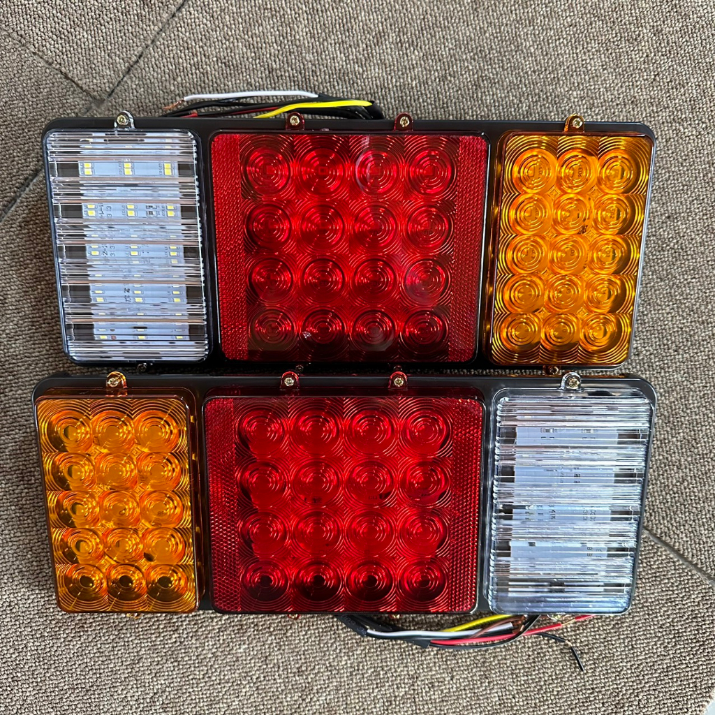 Đèn hậu xe tải. Đèn hậu Led đuôi xe ô tô 12v/24v chất lượng cao. SD 2003A