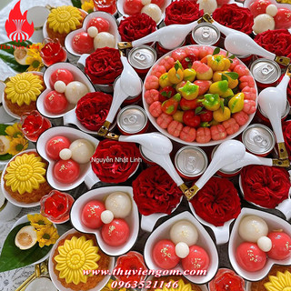 Bát trái tim đựng chè trôi nước, trang trí mâm cúng thôi nôi