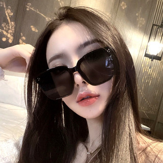 Kính mát nam nữ ullzang ba chấm hot hit