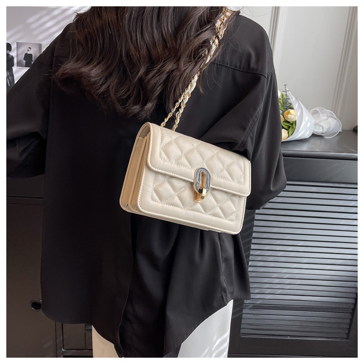 Túi xách nữ túi đeo chéo khóa tròn phong cách Hàn Quốc SMN565