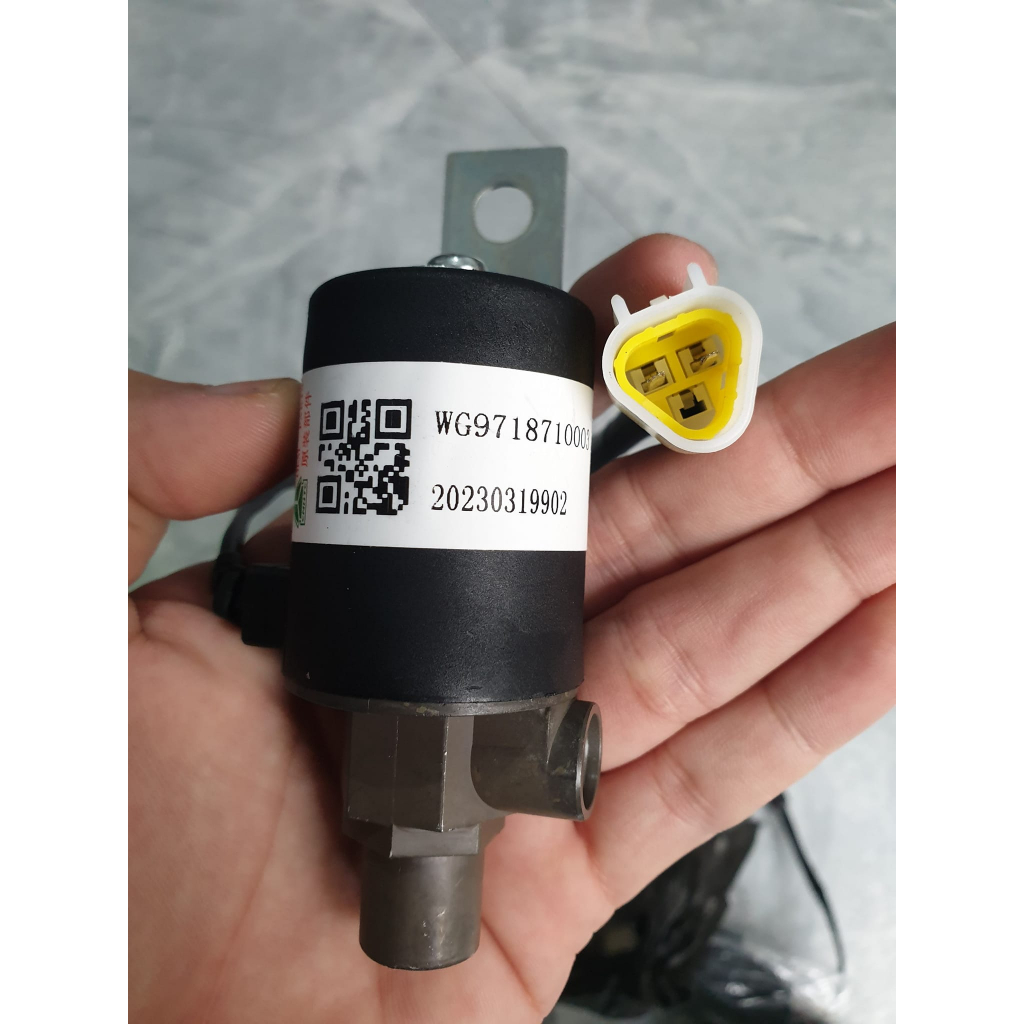 Rơ le còi hơi howo