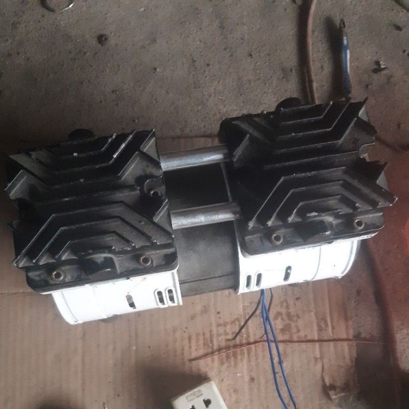 Củ hơi nén khí sạch cũ