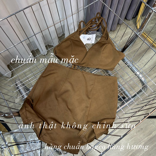 Set Bageo croptop cổ yếm mix chân váy xẻ TKCC