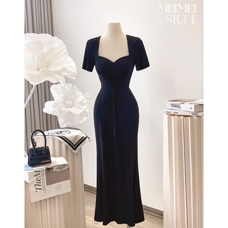Đầm dúm ngực đuôi cá