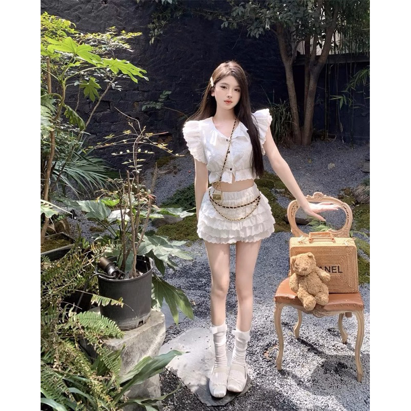 Set 2 Món Áo Croptop Phối Bèo + Chân Váy Xoè Phối Ren Nhiều Tầng Phong Cách Tiểu Thư