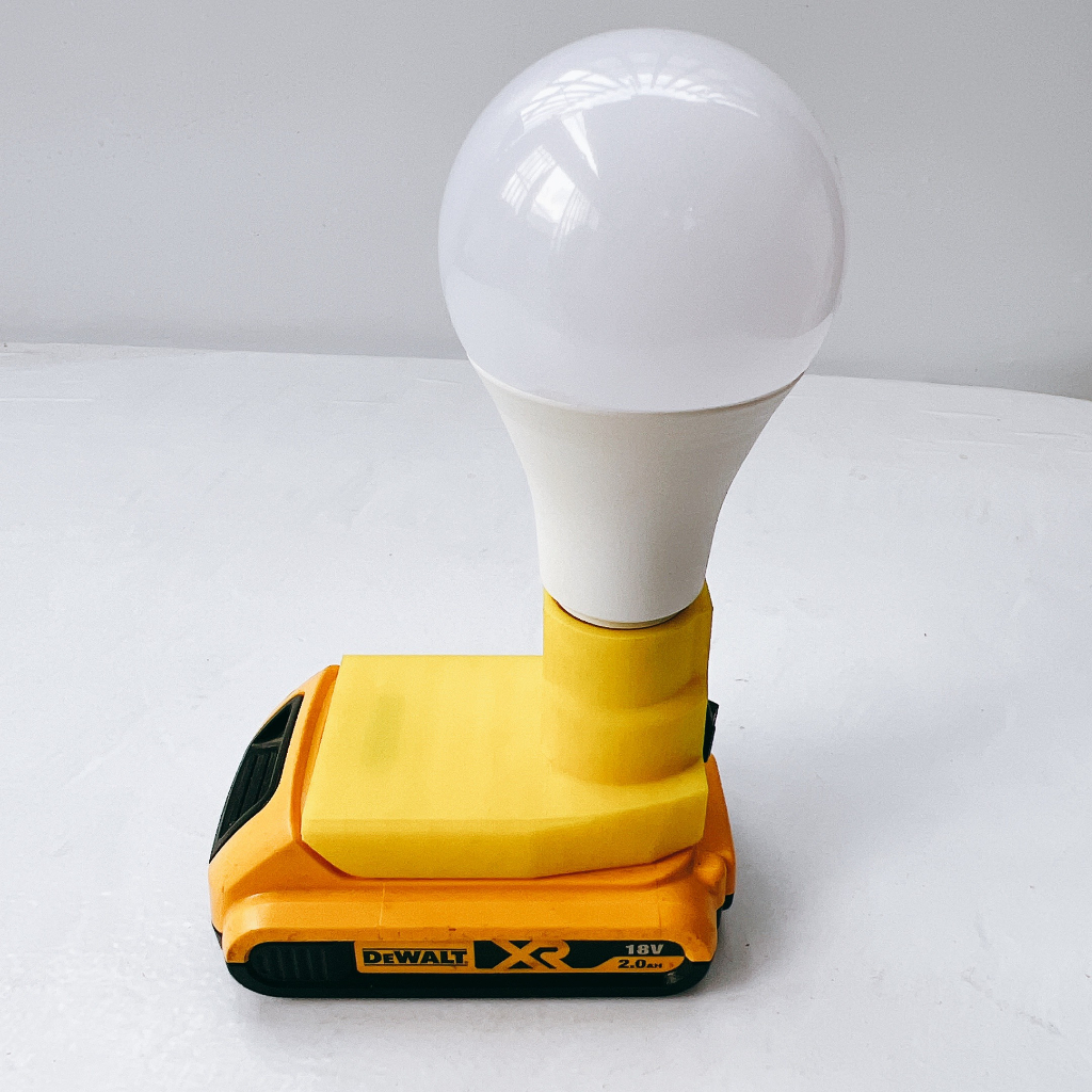 Đế Đèn Led Pin Dewalt 20V - Ngàm Đế Đèn Led Thắp Sáng Chân Pin Máy Dewalt 20V