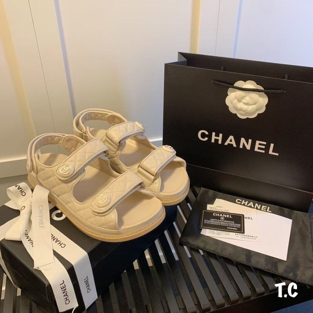 Sandal CHANE.L TRÁM H.O.T, chuẩn chất da loại 1, hàng loại 2 da và đế xấu hơn khác hẳn ạ