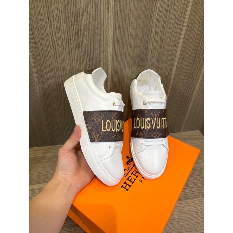 Giày LV Hoạ Tiết L&V Thời Trang Hot 2023 Đủ Sz 35-43