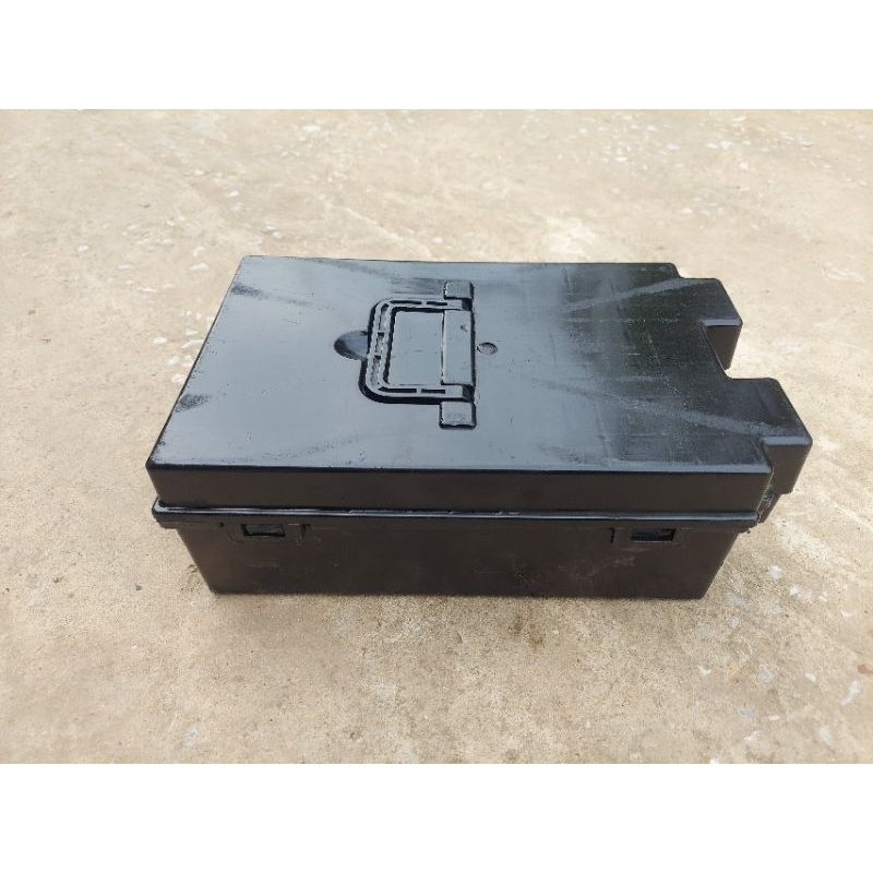 Hộp đựng bình xe điện 133 m 50.000₫ thông tin 097 124 8255 đã qua sử dụng ship hàng toàn quốc