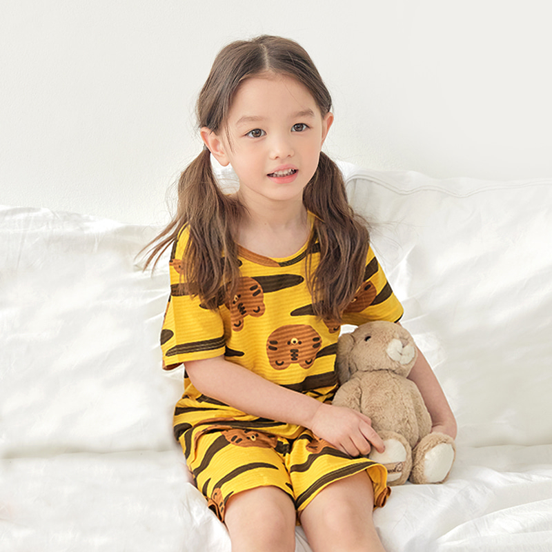 Đồ bộ quần áo thun cotton dành cho bé trai, bé gái mặc nhà mùa hè Unifriend Hàn Quốc U2023-30. Size đại 5, 6, 8, 10 tuổi