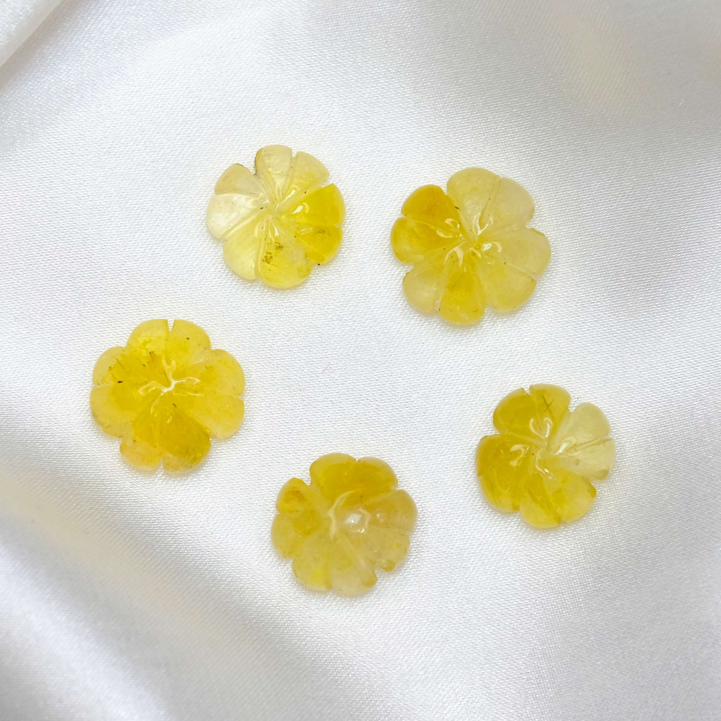 Cỏ bốn lá tóc vàng xỏ vòng tay UPCARA