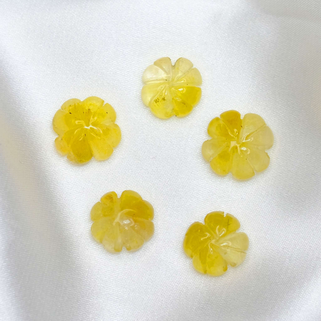 Cỏ bốn lá tóc vàng xỏ vòng tay UPCARA