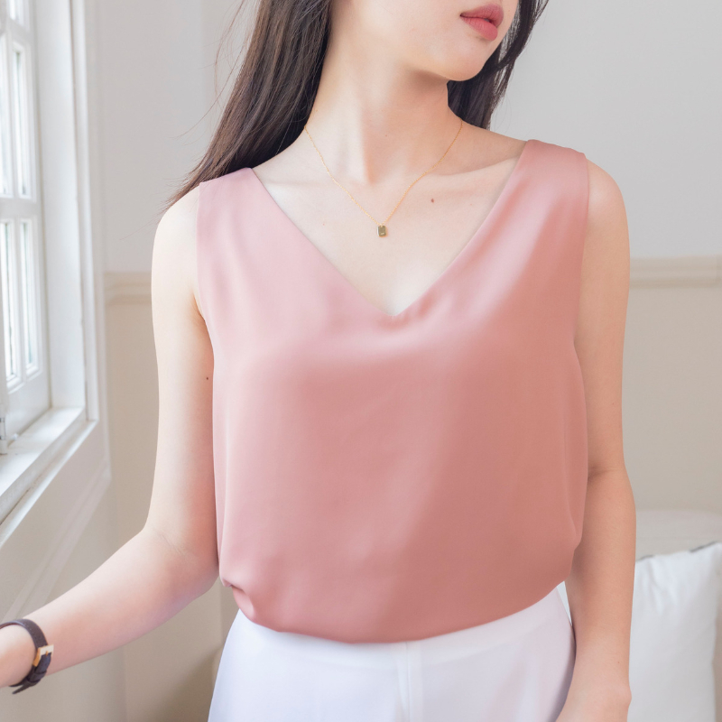 Áo sát nách lụa nữ KHÀN có lót cổ tim freesize màu hồng ruốc cao cấp không nhăn