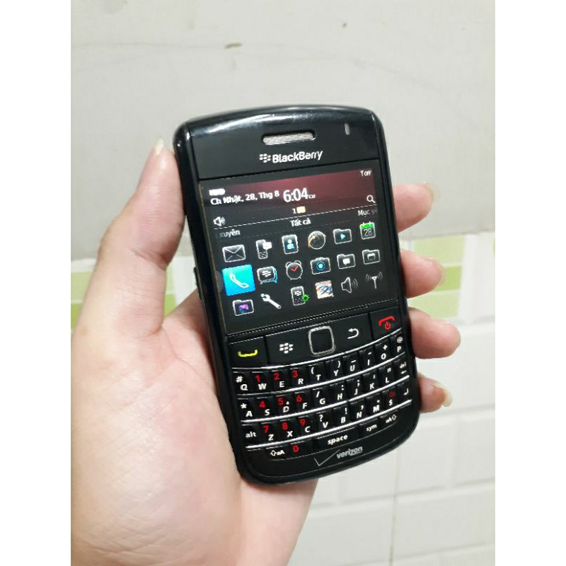 Điện thoại cũ Blackberry 9650 3g, wifi, làm máy phụ, sưu tầm