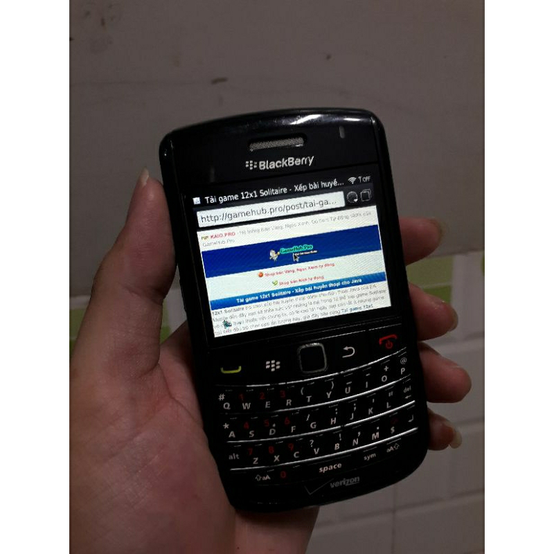 Điện thoại cũ Blackberry 9650 3g, wifi, làm máy phụ, sưu tầm
