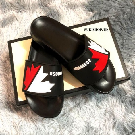 Dép lê quai ngang Dsquared2 logo lá kim #hottrend #2023