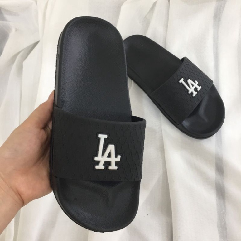 Áo Khoác Bomber Tommy Bản Thêu Chất Nỉ Dày Dặn Cao Cấp-Áo Khoác Tommy Thêu Cực Đẹp