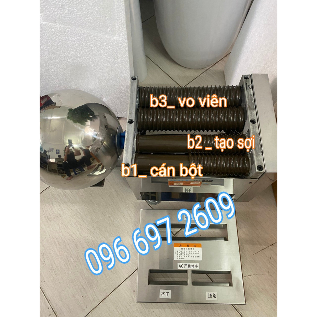 Máy vo viên khoai dẻo tự động ,máy làm hạt trân châu tươi ,làm viên hoàn ,vo viên nghệ mật ong