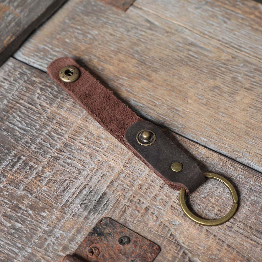 Móc chìa khoá Handmade da thật cúc bấm ngẫu nhiên
