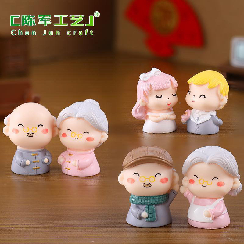 Cặp đôi ông bà già xì tin cute