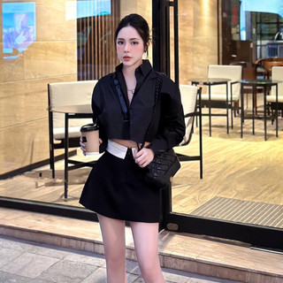 set áo croptop+ chân váy