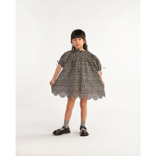 Đầm bé gái tay phồng chấm bi - kid principles - floral smocked dress