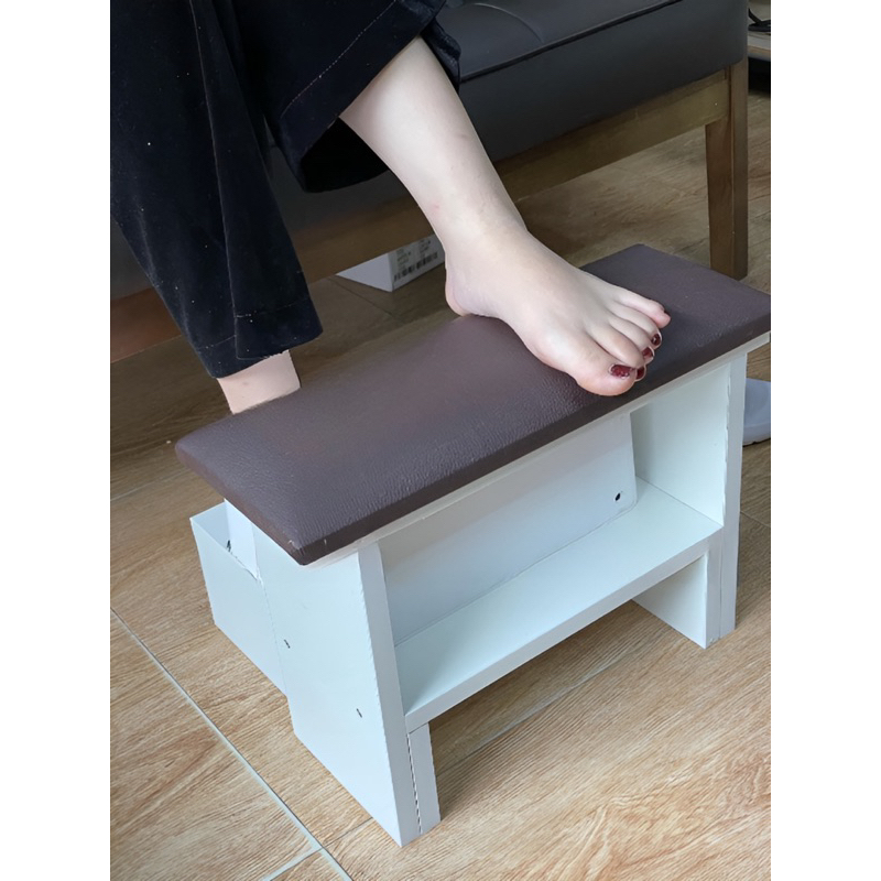 Kệ để chân , máy hơ gel làm nail có thêm đệm