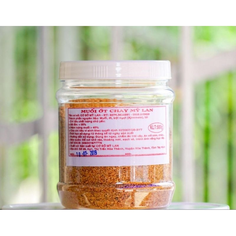 (Hũ 500g) Muối ớt chay rang, hạt to, giòn (hiệu Mỹ Lan - đặc sản Tây Ninh) cay vừa, vị mặn ngọt, dùng chấm trái cây