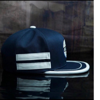 Nón snapback thể thao-Màu xanh trắng (NE04)