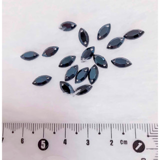 Hạt cườm acrylic 3d nhựa kết áo hình lá đen xám size 1cm trang trí