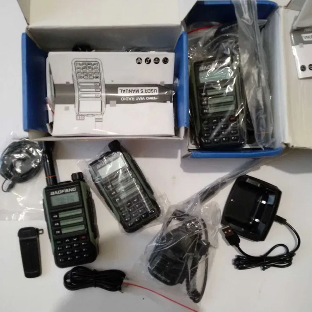 Bộ Đàm Hai Chiều Chống Thấm Nước IP68 2022 Baofeng UV-16R Pro phạm vi kết nối tối đa 10 km - BH 12 tháng