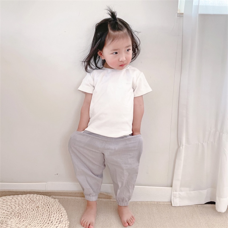 Áo thun cotton tay ngắn cổ tròn màu đen, trắng, xám trơn basic cho bé gái và bé trai từ 8kg-30kg mặc đi học, đi chơi