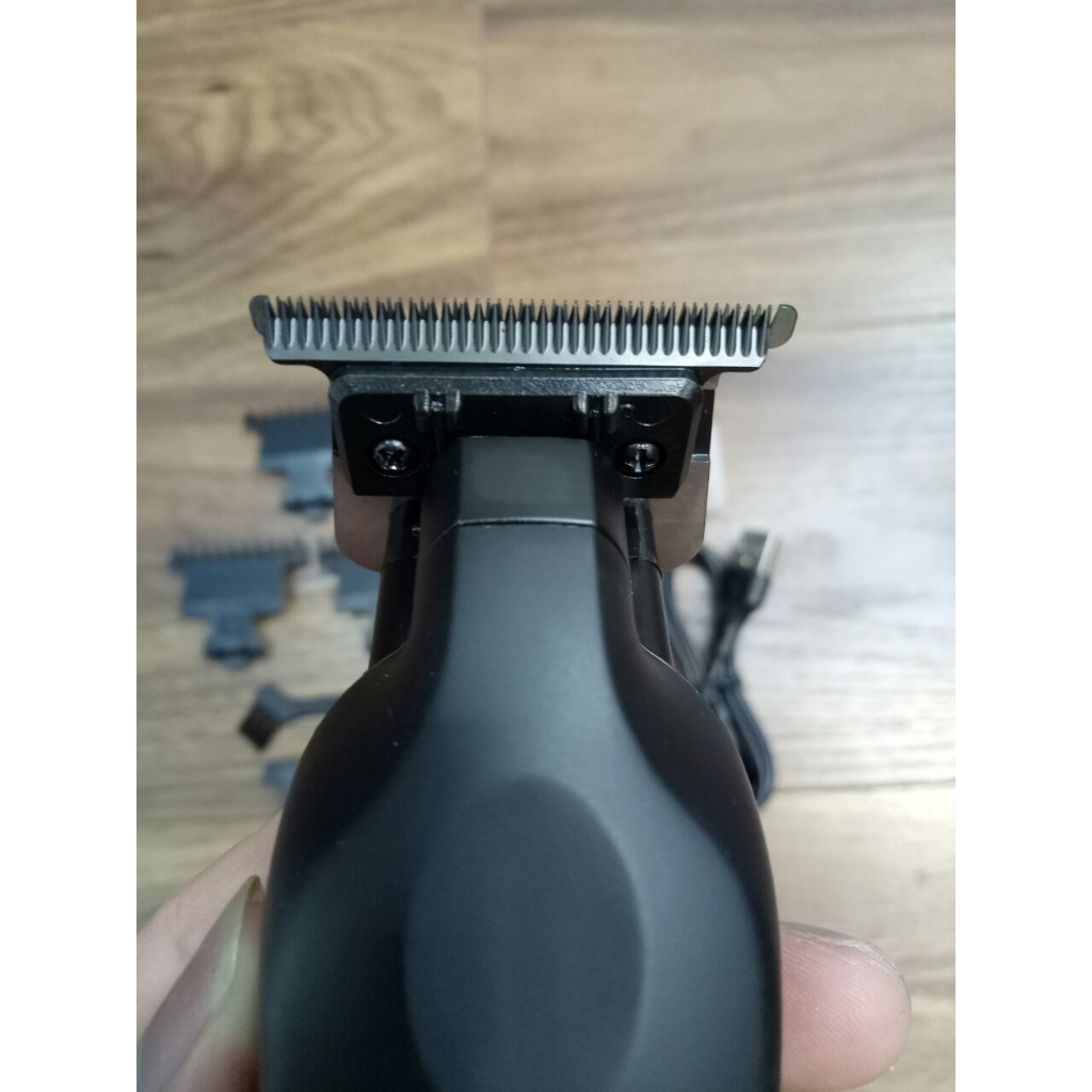 Tông đơ chấn viền sắc nét - siêu sát km2299