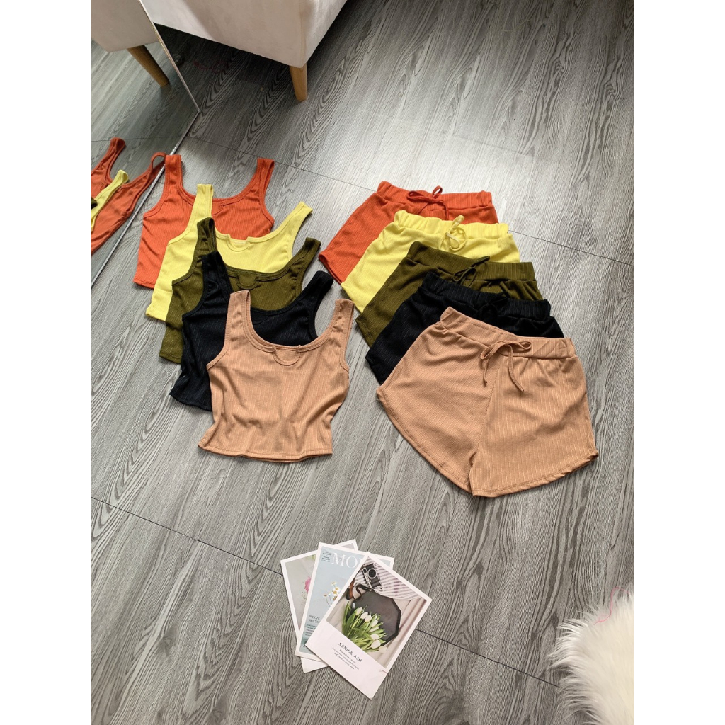 Set bộ nữ chất thun gân tăm 2 món áo 2 dây dáng ngắn mix quần đùi kiểu trơn xinh xắn