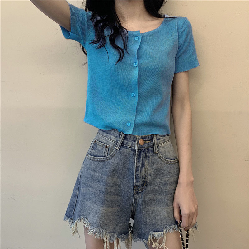 Áo Croptop Nữ Ngắn Tay Madela Khuy Cúc Cổ Tròn Ôm Body, Croptop Cổ Tròn Tay Ngắn Vải Bozip Cotton Dày Dặn