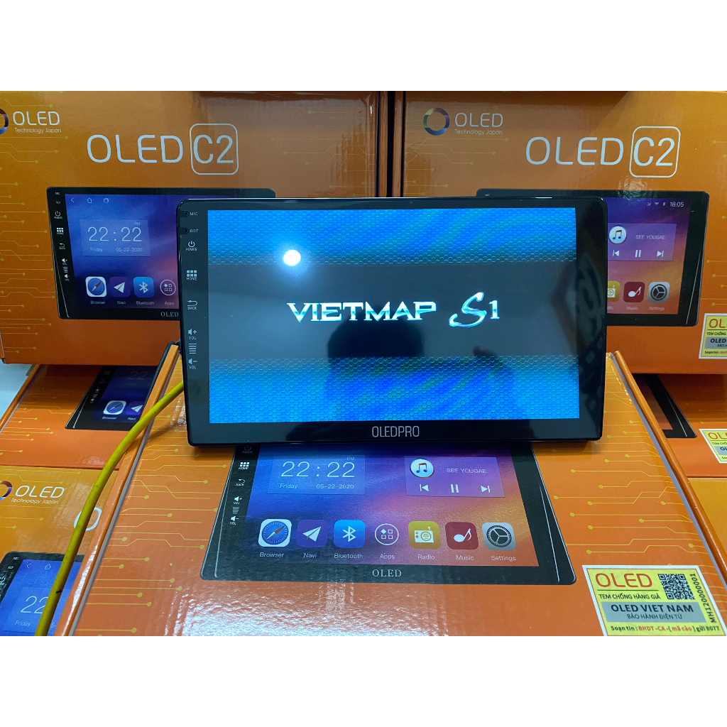 Bộ Màn hình OLEDPRO KÈM MẶT DƯỠNG xe hơi INNOVA 2018 cao cấp, lướt web tốc độ cao