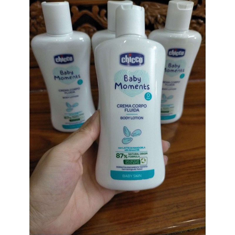 Sữa dưỡng thể chiết xuất Hạnh nhân Chicco dùng 0M+