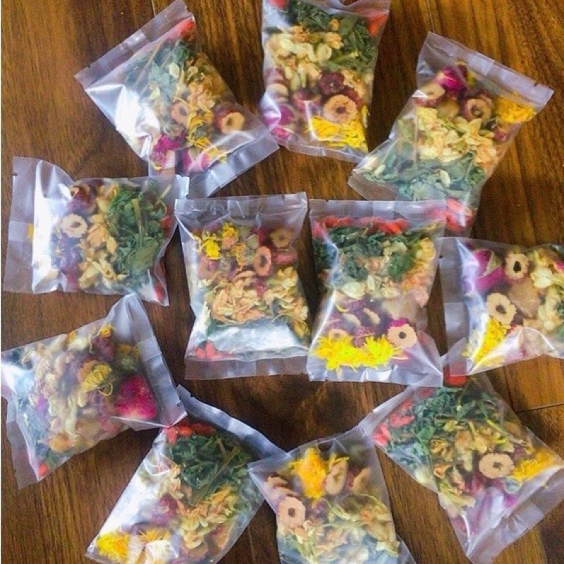 Trà Dưỡng Nhan 7 Vị (Gồm: Hoa Cúc; Nụ Hoa Hồng; Long Nhãn; Kỷ Tử; Táo Đỏ, Cỏ ngọt, Hoa nhài)