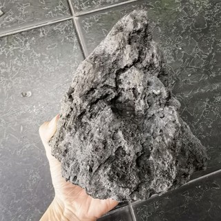 Đá đen gia lai trang trí bể thủy sinh hồ cá thuận kiều