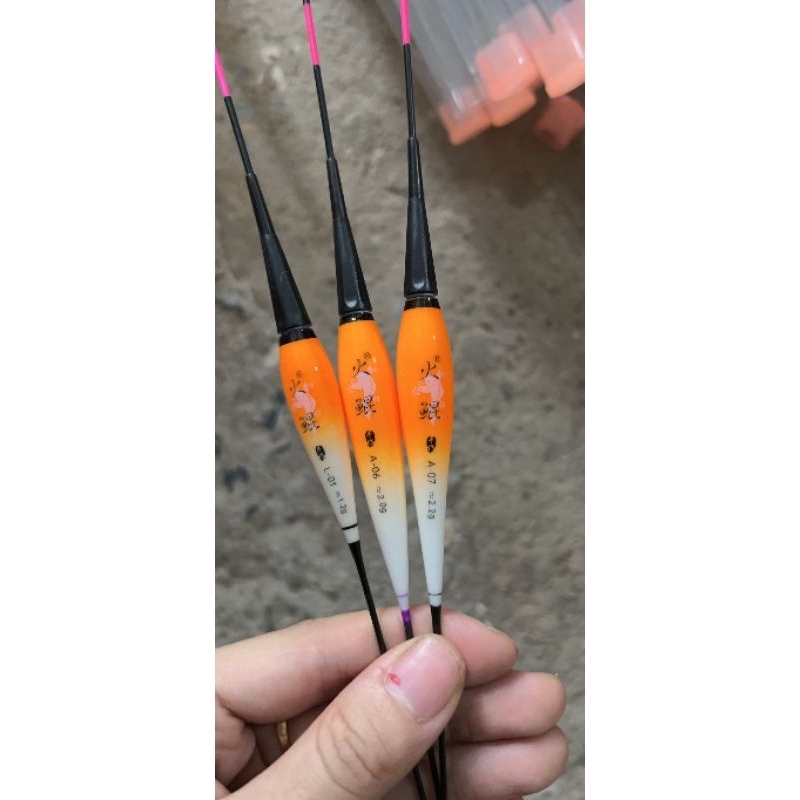 Phao điện ngày đêm Hoả côn chuyên chép