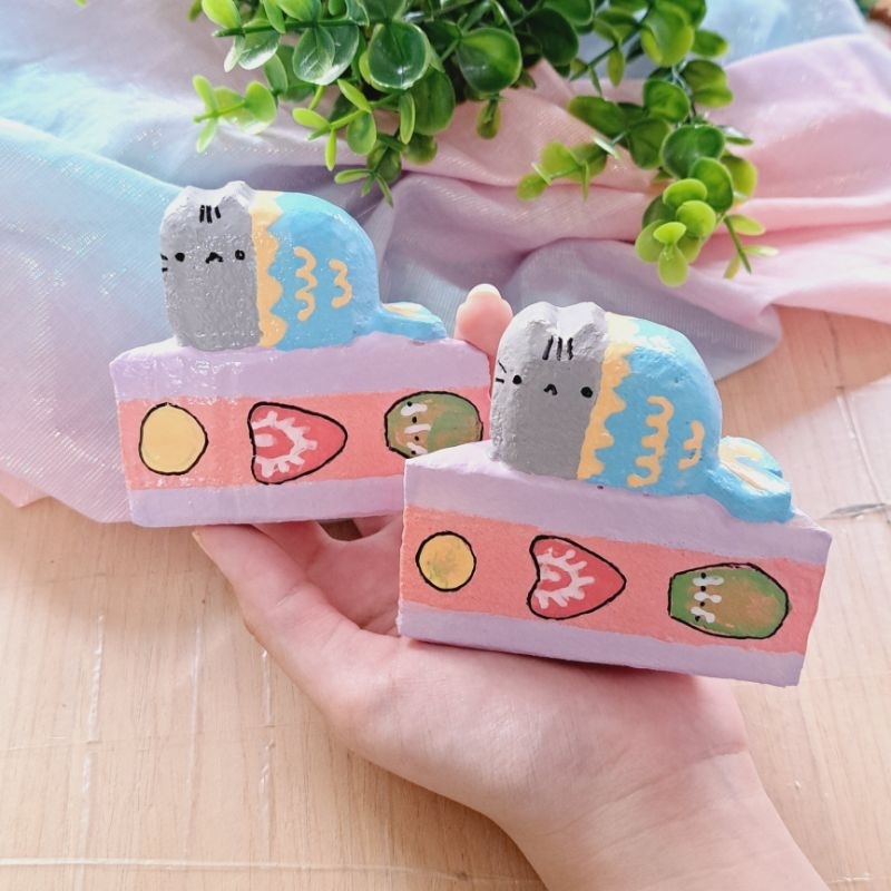 Squishy handmade BÁNH GATO PUSHEEN TIÊN CÁ
