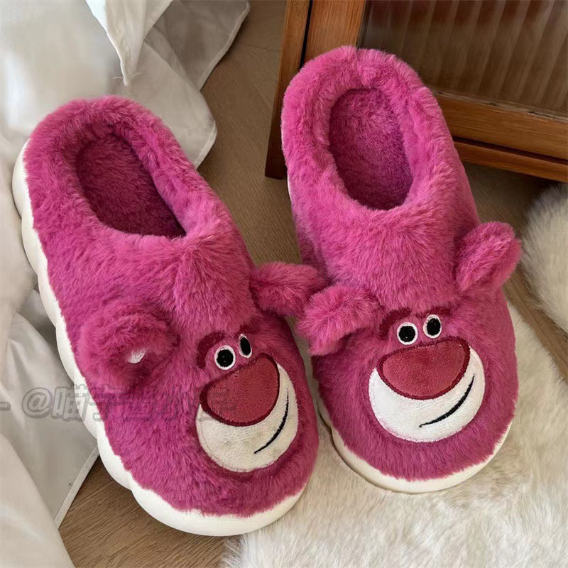 Dép bông đi trong nhà giữ ấm, dép gấu dâu Toy Story Lotso hoạ tiết hoạt hình đáng yêu dành cho học sinh