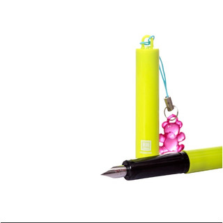 Bút máy nét hoa Hồng Hà Light Up 2273