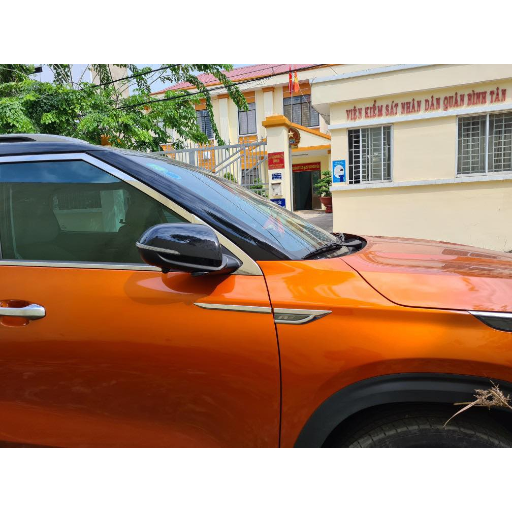 LIPPO XE MAGNUS , MANG CÁ INOX DÁN XE PHONG CÁCH THỂ THAO TINH TẾ , ĐẸP CHẤT