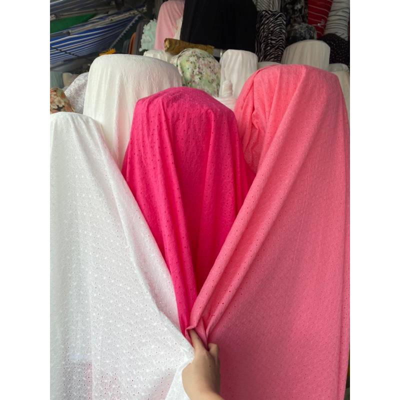 vải thô thêu chất mềm đẹp ba màu